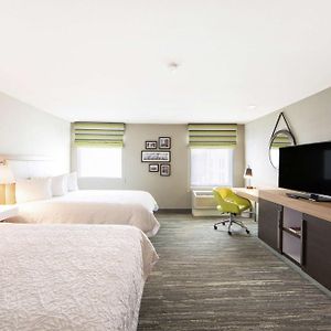 Queen Room Two Queen Beds Non-Smoking